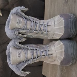 UGG Adirondack Gray Duck Boot